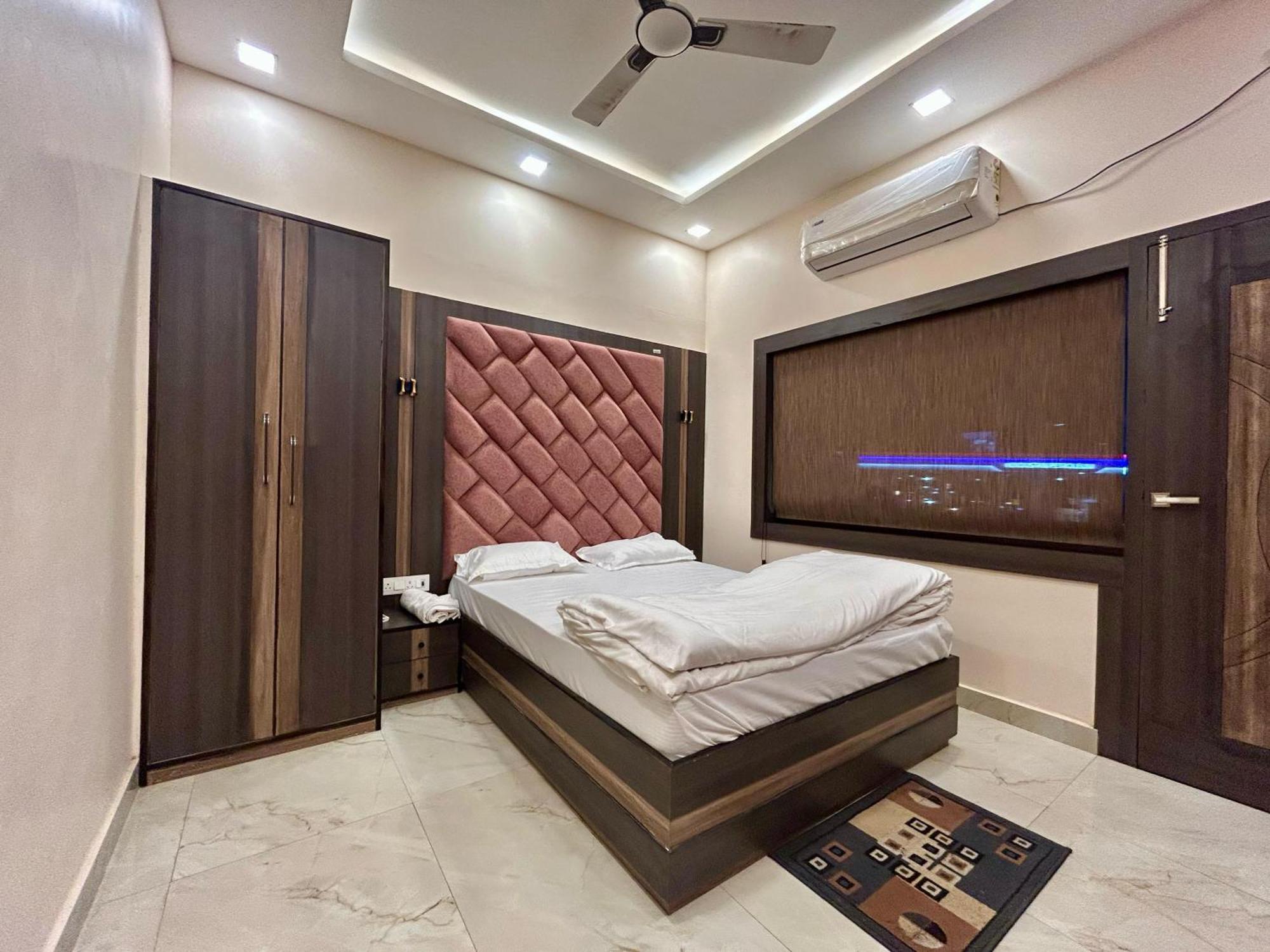 Dm Paying Guest House - Varanasi — Photos 2